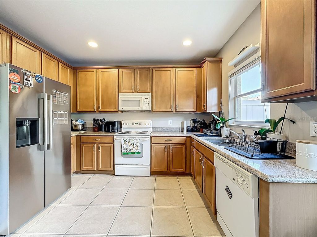 Image 14 of property listing at 13836 DANIELS LANDING CIRCLE, Winter Garden, FL 34787