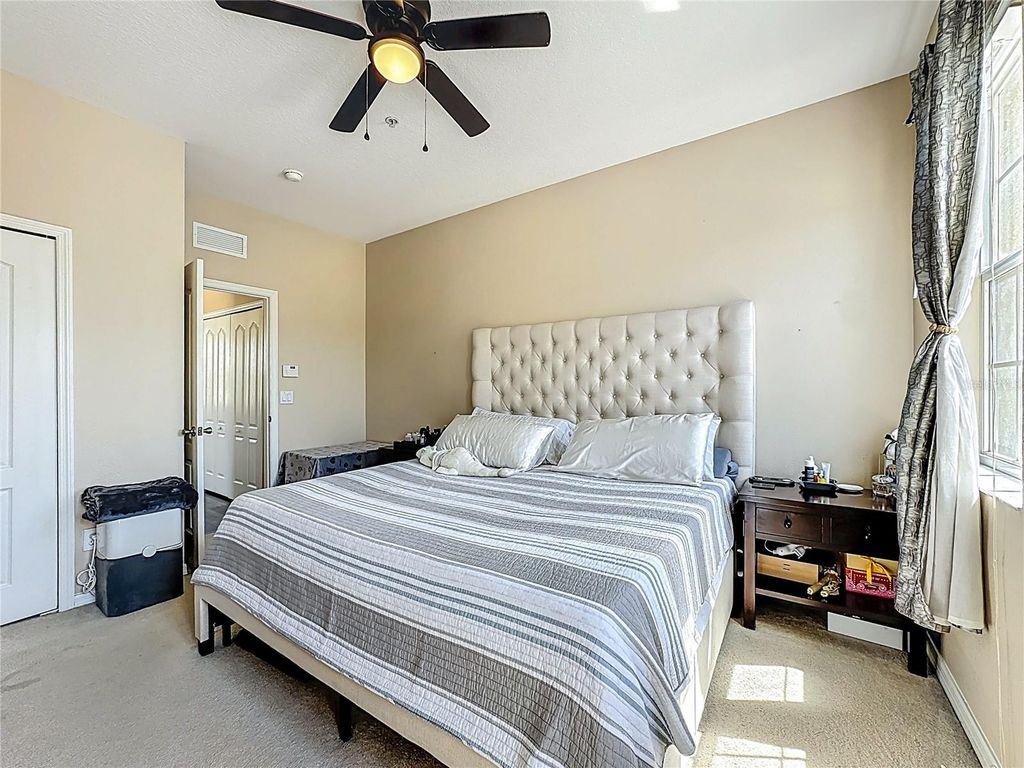 Image 30 of property listing at 13836 DANIELS LANDING CIRCLE, Winter Garden, FL 34787