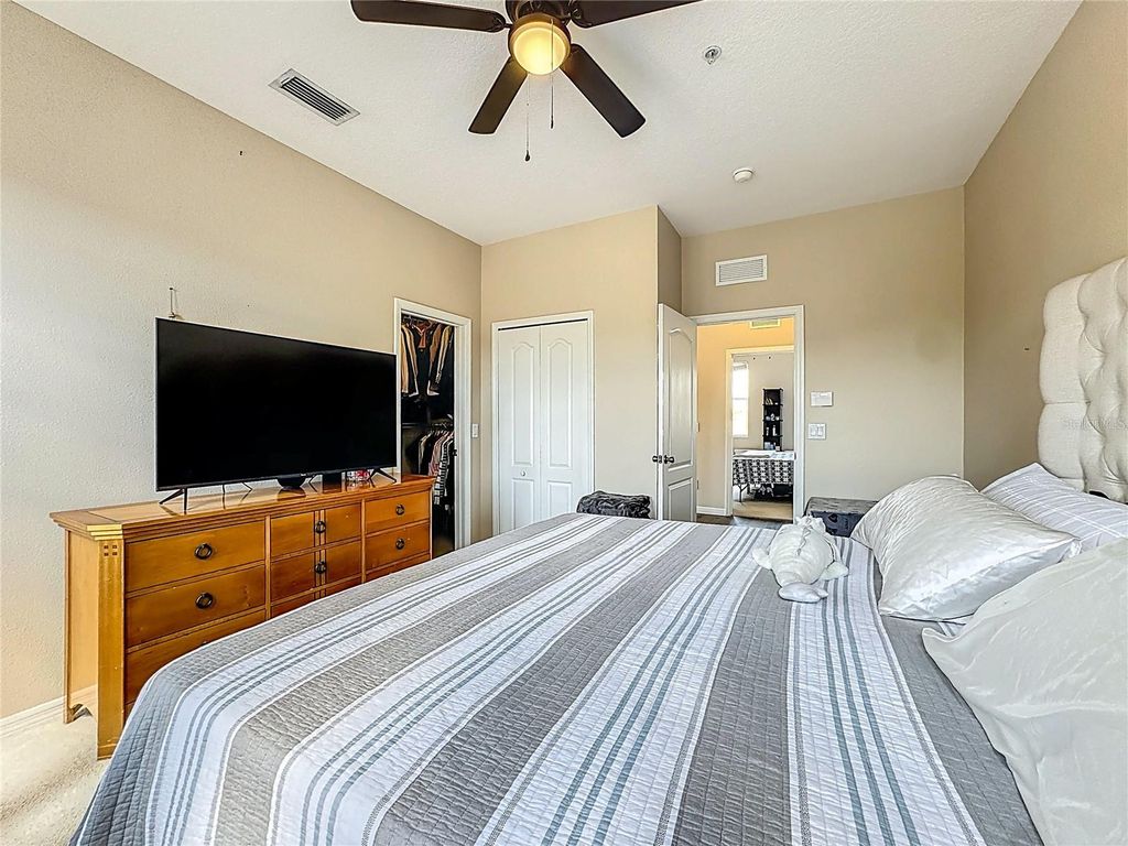 Image 31 of property listing at 13836 DANIELS LANDING CIRCLE, Winter Garden, FL 34787