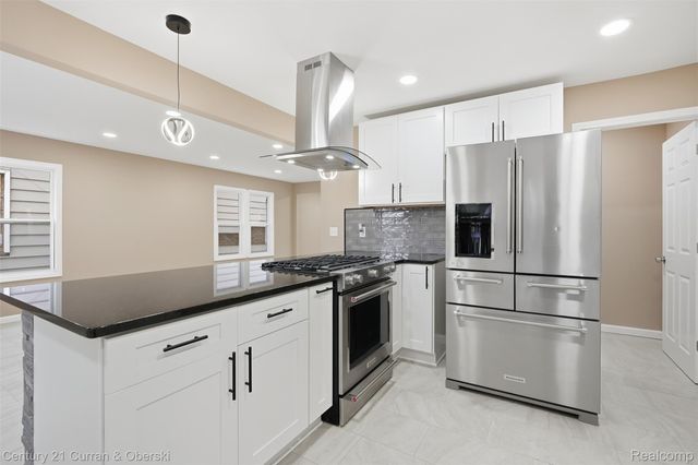 8063 Gartner Street, Detroit, MI 48209