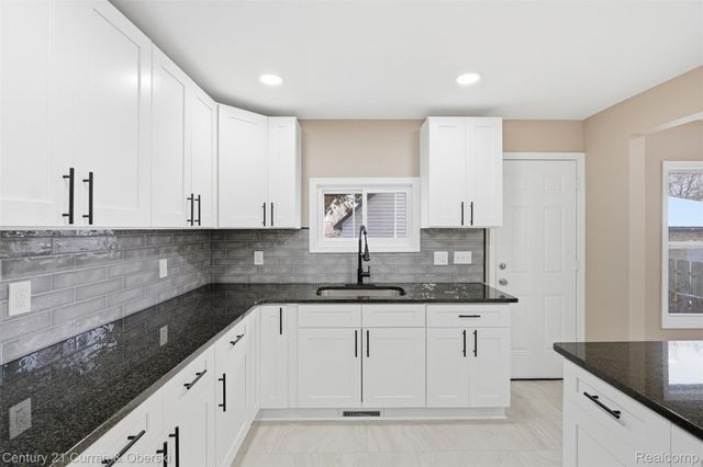 8063 Gartner Street, Detroit, MI 48209