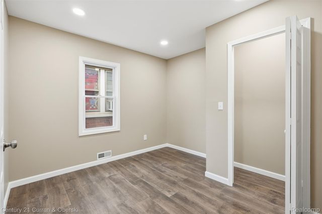 8063 Gartner Street, Detroit, MI 48209