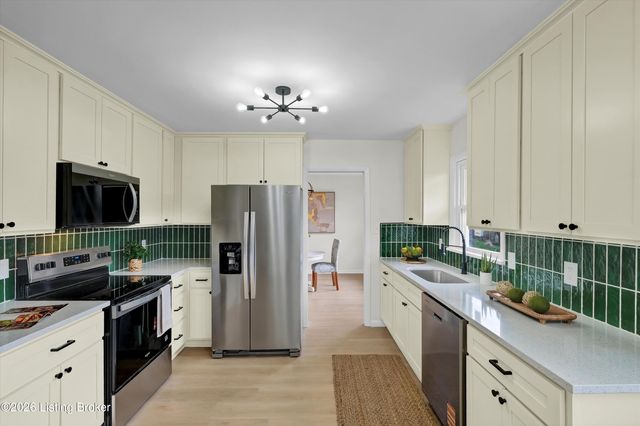 5800 Prince William St, Louisville, KY 40207