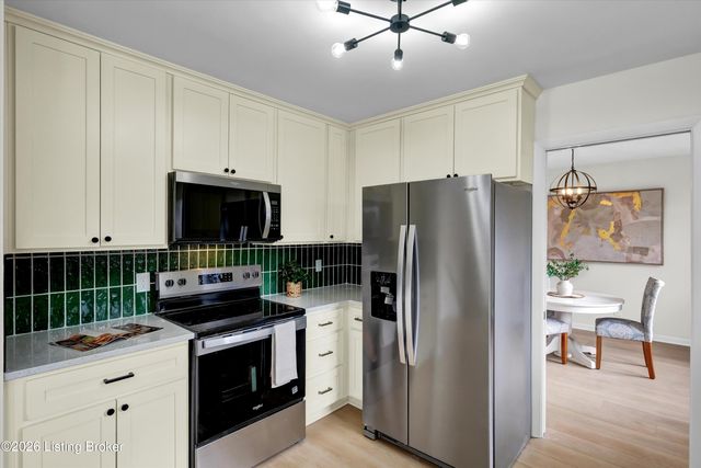 5800 Prince William St, Louisville, KY 40207