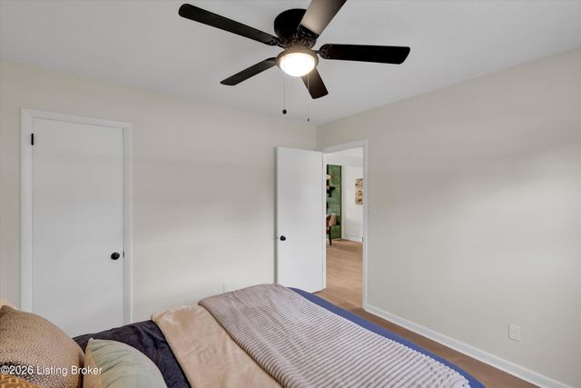 5800 Prince William St, Louisville, KY 40207