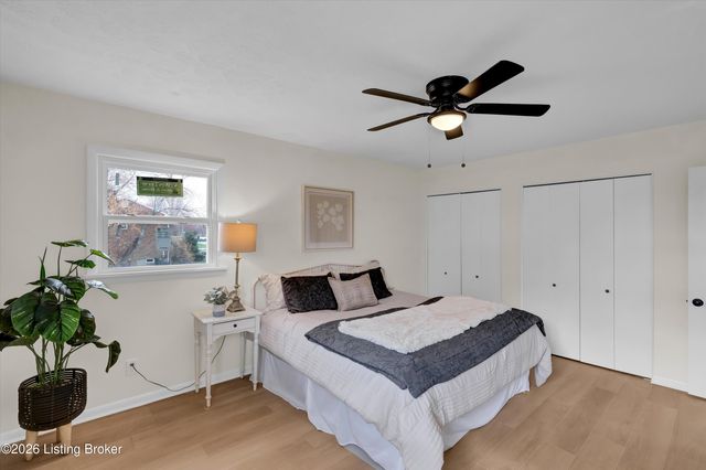 5800 Prince William St, Louisville, KY 40207