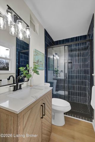 5800 Prince William St, Louisville, KY 40207