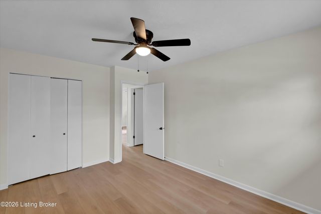 5800 Prince William St, Louisville, KY 40207