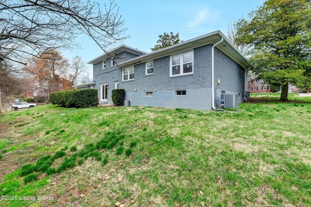 5800 Prince William St, Louisville, KY 40207