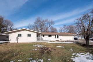 232 W Skyline Court, Mankato, MN 56001