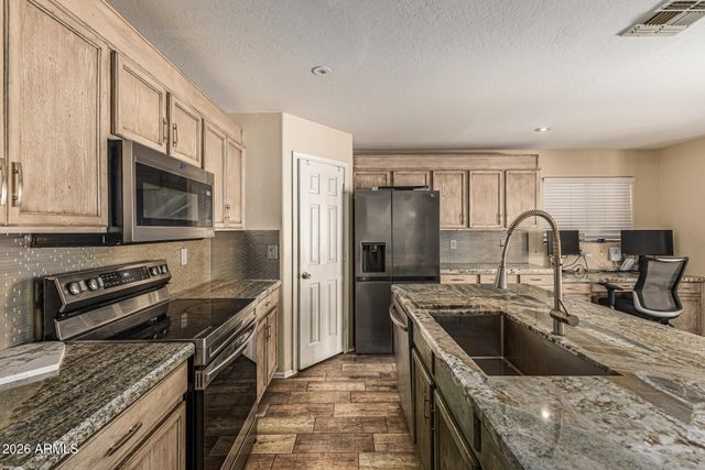 13716 W SOLANO Drive, Litchfield Park, AZ 85340