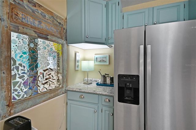 121 E YELKCA TERRACE, Edgewater, FL 32132