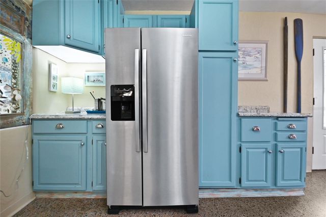 121 E YELKCA TERRACE, Edgewater, FL 32132