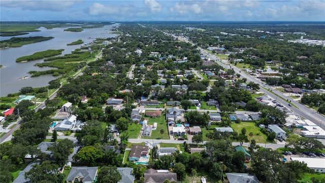 121 E YELKCA TERRACE, Edgewater, FL 32132