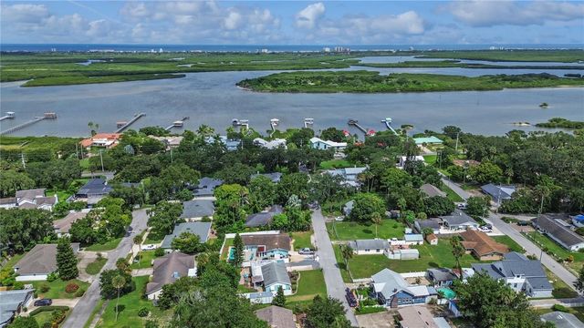 121 E YELKCA TERRACE, Edgewater, FL 32132