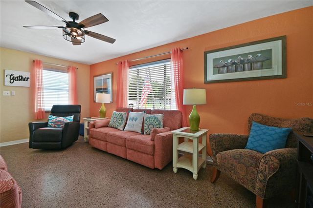 121 E YELKCA TERRACE, Edgewater, FL 32132