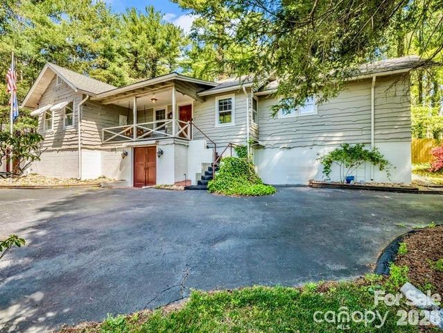 110 Chariton Avenue, Hendersonville, NC 28739