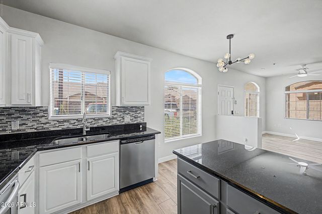 1350 S GREENFIELD Road 1033, Mesa, AZ 85206