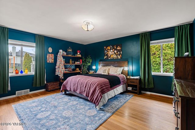 610 S 23rd Ave, Yakima, WA 98902