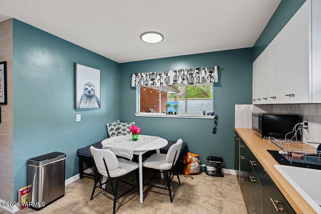 610 S 23rd Ave, Yakima, WA 98902