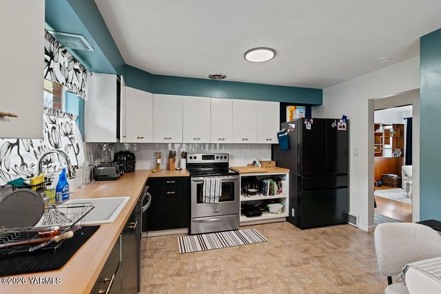 610 S 23rd Ave, Yakima, WA 98902