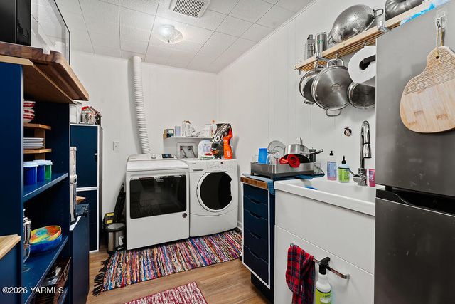 610 S 23rd Ave, Yakima, WA 98902