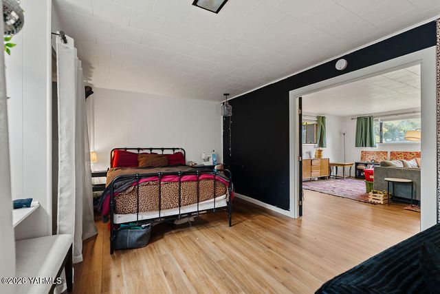 610 S 23rd Ave, Yakima, WA 98902