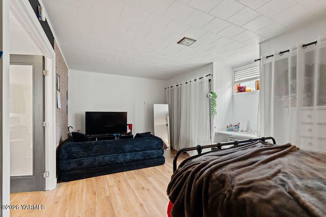 610 S 23rd Ave, Yakima, WA 98902