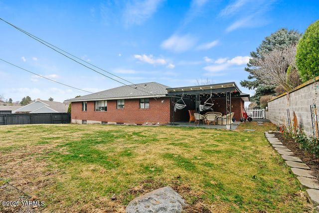 610 S 23rd Ave, Yakima, WA 98902