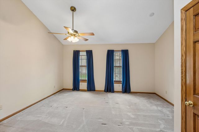 1004 Walden Court, Burnsville, MN 55337