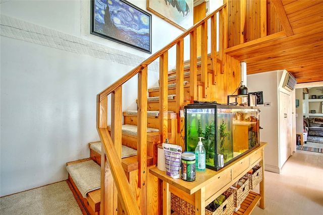 121 Jenckes Hill Road, Lincoln, RI 02865