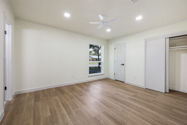 513 Colonial Drive, Garland, TX 75043