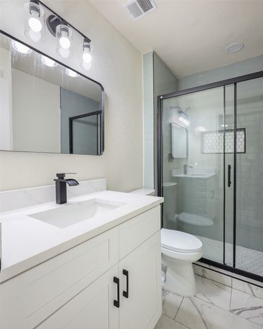 513 Colonial Drive, Garland, TX 75043