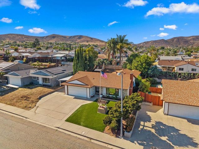 10124 Three Oaks Way, Santee, CA 92071