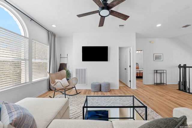 25814 Mount Carillon, San Antonio, TX 78260