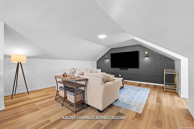 25814 Mount Carillon, San Antonio, TX 78260