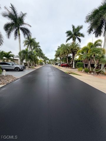 10348 Prairie Iris TRL, Fort Myers, FL 33905