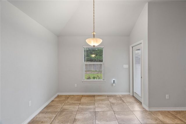 9441 English Oak Dr, Corpus Christi, TX 78410