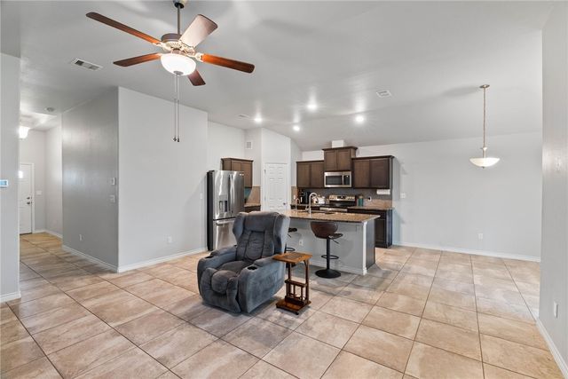 9441 English Oak Dr, Corpus Christi, TX 78410