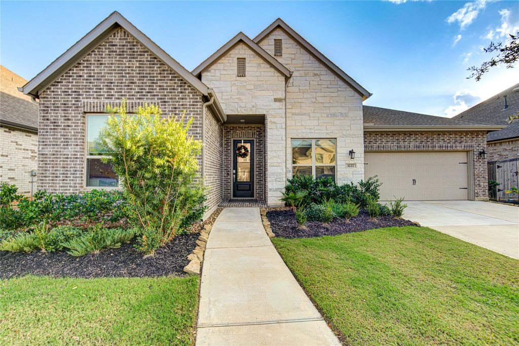 3227 Blue Grama Bend, Brookshire, TX 77423