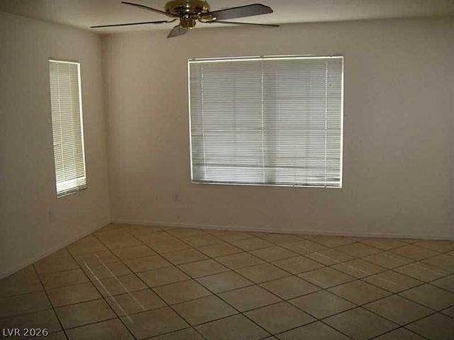 75 Belle Maison Avenue, Las Vegas, NV 89123