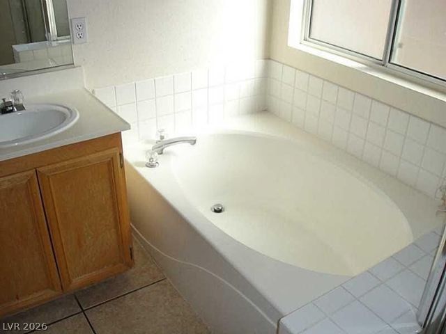 75 Belle Maison Avenue, Las Vegas, NV 89123