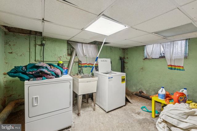 1018 S 49TH ST, Philadelphia, PA 19143