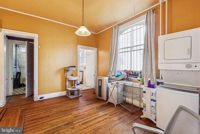 1018 S 49TH ST, Philadelphia, PA 19143