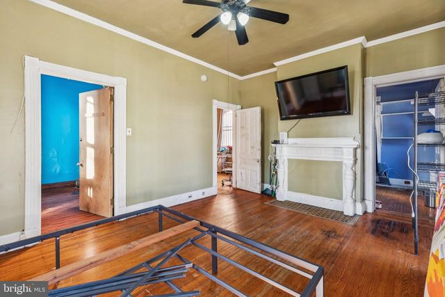 1018 S 49TH ST, Philadelphia, PA 19143