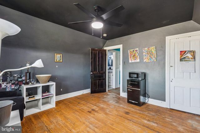 1018 S 49TH ST, Philadelphia, PA 19143