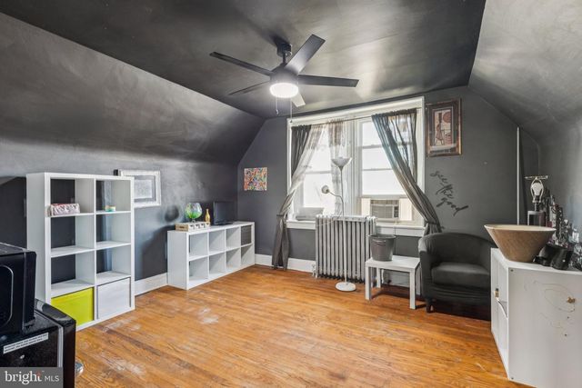 1018 S 49TH ST, Philadelphia, PA 19143