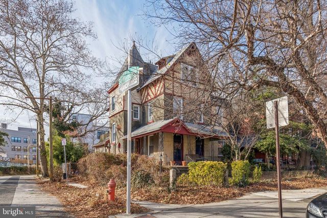 1018 S 49TH ST, Philadelphia, PA 19143