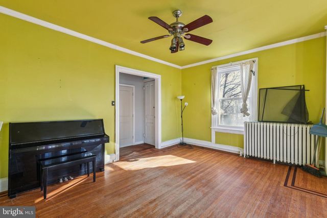 1018 S 49TH ST, Philadelphia, PA 19143