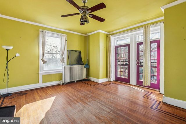 1018 S 49TH ST, Philadelphia, PA 19143